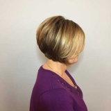 Carmel Blonde Highlights with a Graduated Bob